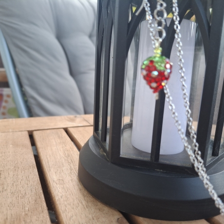 Schmuckset, Kette und Ohrringe,  Erdbeeren 