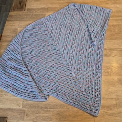 Häkeltuch mit Popcornmaschen bunt (Dreieckstücher/Häkeltücher)