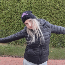 Beanie Star Gr. 50-54 schwarz/lavendel