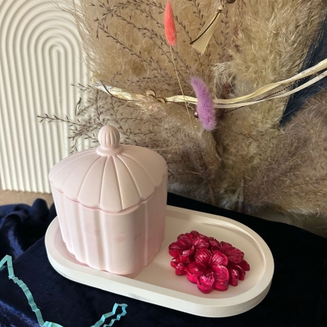 Herzdose mit Blumen, Liebe, Valentinstag, Muttertag, Geschenk