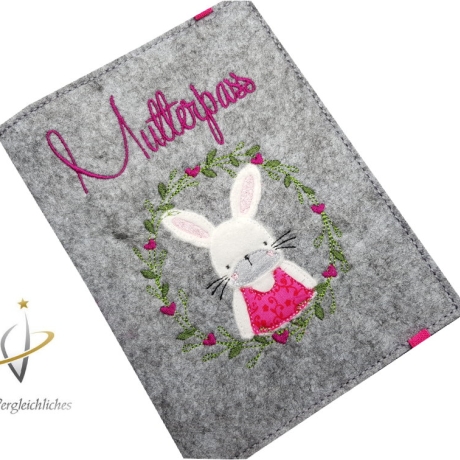 Mutterpasshülle *Hasenmädchen* Namensbestickung möglich