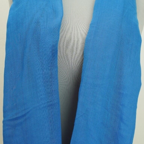 Sommer-Seidenschal 150 g leicht, azur-blau, 180x95 cm