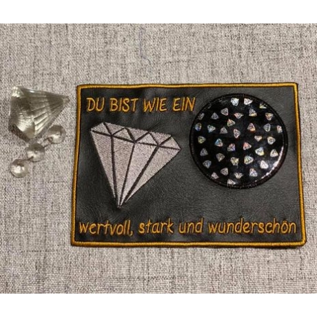 Diamant in 2 Größen + Schlüsselanhänger und Mug Rug