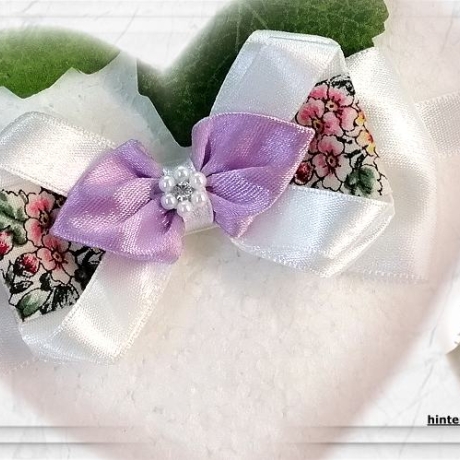 Choker mit einer edlen Fliege / Schleife aus Satin