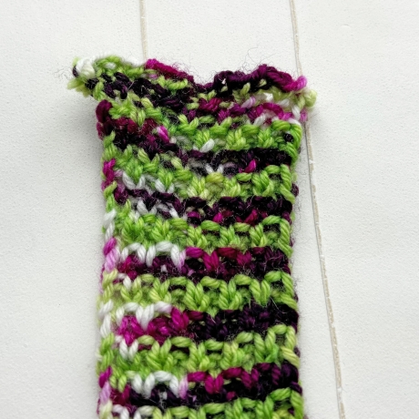 Lesezeichen Grün verschiedene Formen handgestrickt