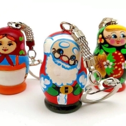 3 Matroschka-Schlüsselanänger, Holz, Handarbeit, 6,5 cm, neu