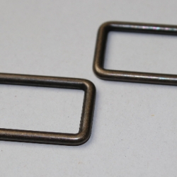 Schlaufe 25 mm altmessing 2 Stück Rechteckring Union Knopf