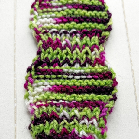 Lesezeichen Grün verschiedene Formen handgestrickt