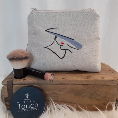 Lady Mi -  Stickdatei bei Michis Textilatelier