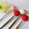 Maschenstopper aus Silikon, 2 Nadelstopper Erdbeeren 