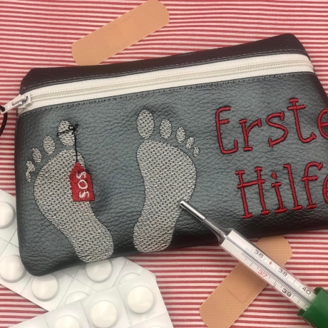 Ferberline Stickdatei MugRug Set Zettel am Zeh ab 10x10