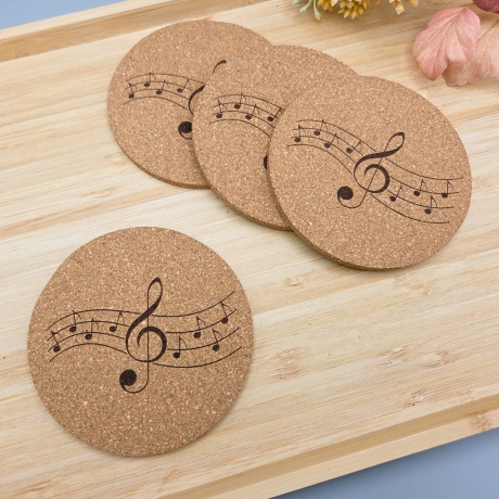 gravierter Korkuntersetzer Noten