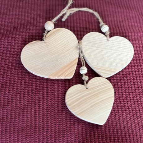 Holzherzen 3-er SET mit Juteschnur und Holzkugel – natürlich