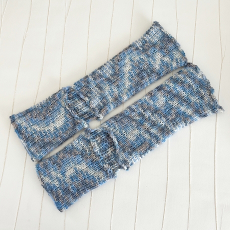 Yogasocken Hellblau Grau Weiß in Rippenmuster gestrickt Gr 36-41