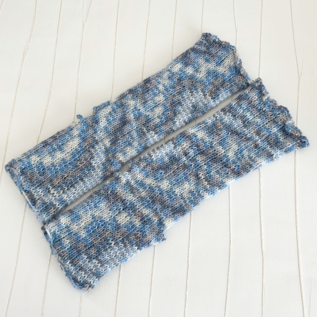 Yogasocken Hellblau Grau Weiß in Rippenmuster gestrickt Gr 36-41