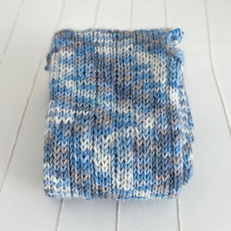 Yogasocken Hellblau Grau Weiß in Rippenmuster gestrickt Gr 36-41