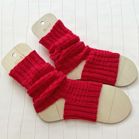 Yogasocken Fußwärmer Rot in Waffelmuster gestrickt Größe 36-41