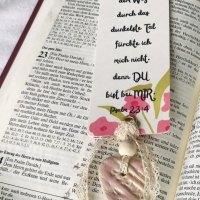 Lesezeichen mit Keramikherz“–liebevoll handgefertigt-nachhaltig