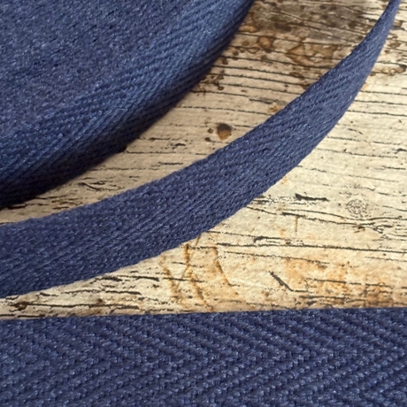 Gurtband uni Fischgrät Design 30 mm dunkelblau 