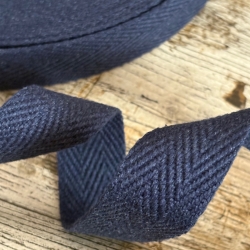 Gurtband uni Fischgrät Design 30 mm dunkelblau 