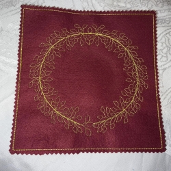 Beerenkranz in drei Größen - Stickdatei by Michis Textilatelier