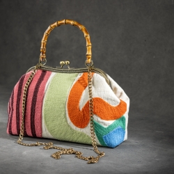 Handgemachte Tasche – Bunt mit modernem Wellenmuster