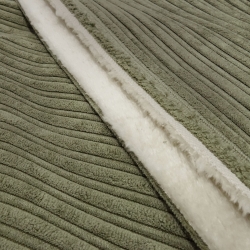 Stoff Cord mit Faux Fellabseite khaki oliv Breitcord Jackenstoff