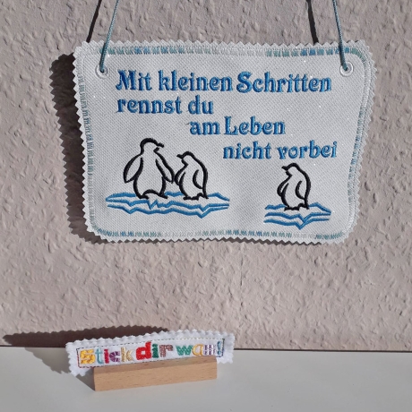 Stickdatei 12x Pinguine Satinstick plus 2x Text