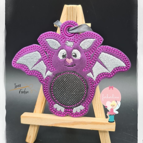 Ferberline Stickdatei ITH Anhänger Flederklausi 8x10