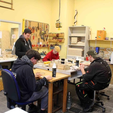 Tisch Organizer aus Holz - Gewürz- und Besteckhalter
