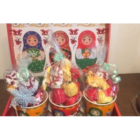 3 Keramik-Tassen Matroschka 330 ml mit je 125 gr. ROSHEN-