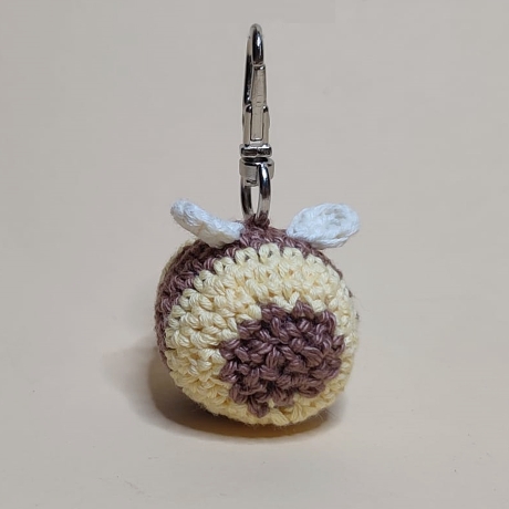 Gehäkelte Biene Schlüsselanhänger, Glücksbringer, Amigurumi