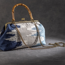 Handgemachte Tasche – Blau/Hellblau mit Ikat-Muster