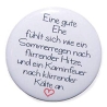 Button 50 mm mit Anstecknadel Spruch Liebe eine gute Ehe