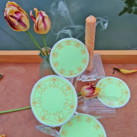 4x Stickdatei ITH Untersetzer Tulpe Ø 10 und 12 cm Stickdirwas