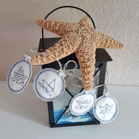 Schiffe Lichterkette Aufsatz ITH 5 maritime Stickdatei Boote
