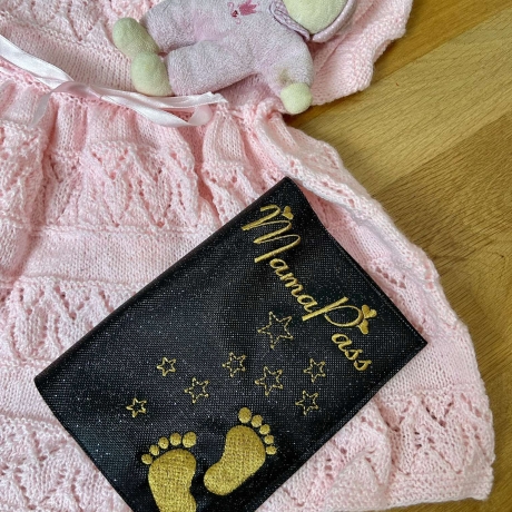 Mutterpass iTH - Stickdatei by Michis Textilatelier