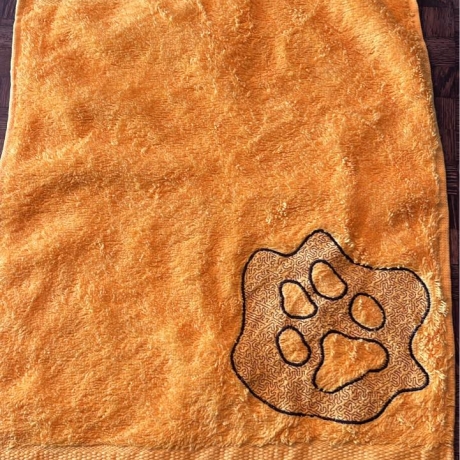 Embossed Datei Pfote - 13.43 x 12.85 cm
