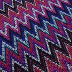 Stoff Strick Jersey Zick Zack Design pink rot schwarz weiß lila