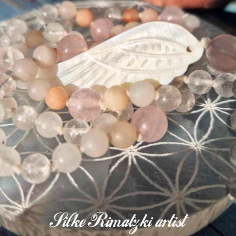 Himmels-Mala Flügel Bergkristall Aprikosenaventurin Kette 108