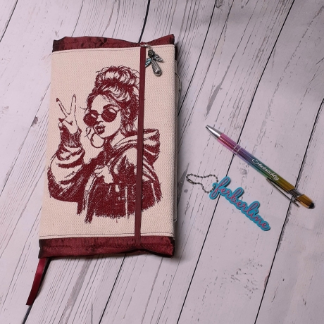 Ferberline Stickdatei Scribble Weltfrauentag ab 13x18