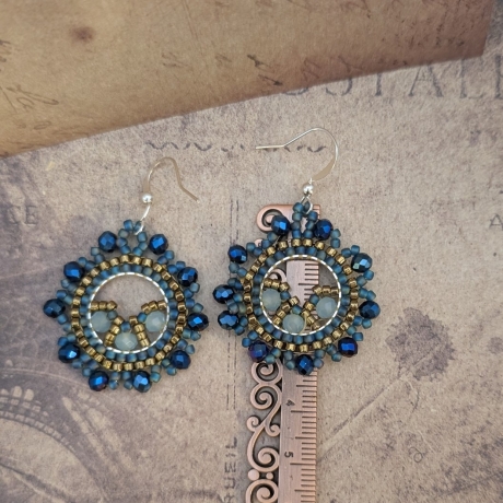 Boho Hängeohrringe aus Glasperlen in Silber/Blau, handmade