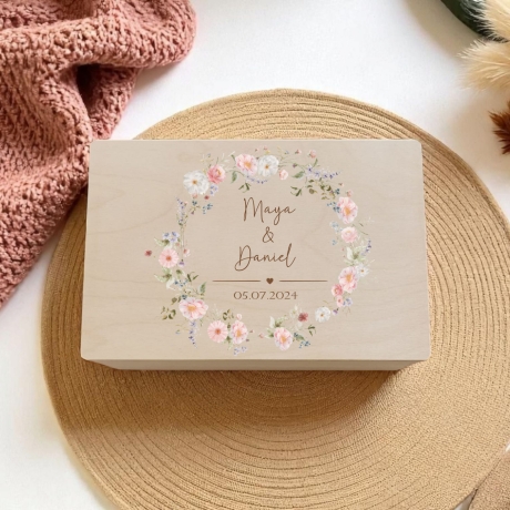 Erinnerungskiste Geschenk zur Hochzeit Hochzeitskiste Namen Datum