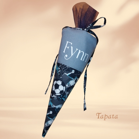 Kleine Schultüte mit Namen, Vorschultüte - Fußball grau