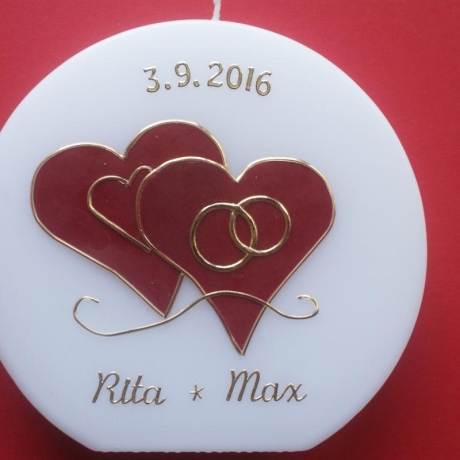 5035 Hochzeitskerze rund mit roten Herzen