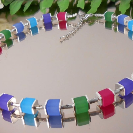 Würfelkette matt in Lila Türkis Pink Blau Grün /5099