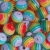 30 Resinperlen 8mm Regenbogen Kunststoff