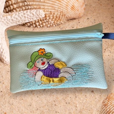 Badefrau mit Schwimmreifen Stickdatei mit Applikation