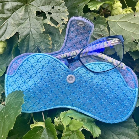 Brillenetui - Stickdatei by Michis Textilatelier