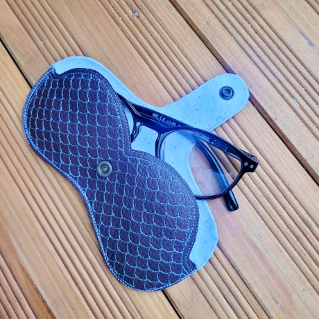 Brillenetui - Stickdatei by Michis Textilatelier